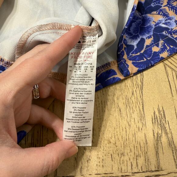 Pretty Little Thing Blazer Wrap Dress Tan Blue Floral 6 - Picture 7 of 10